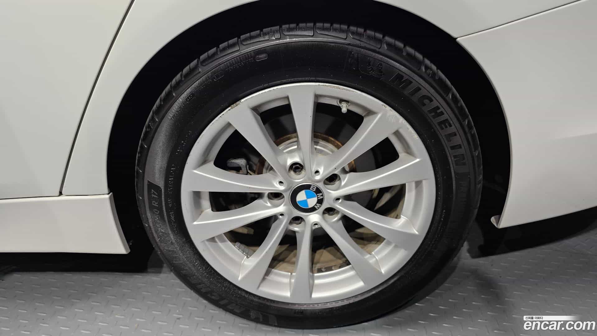 3-Series BMW 2017.11-OUTER-031