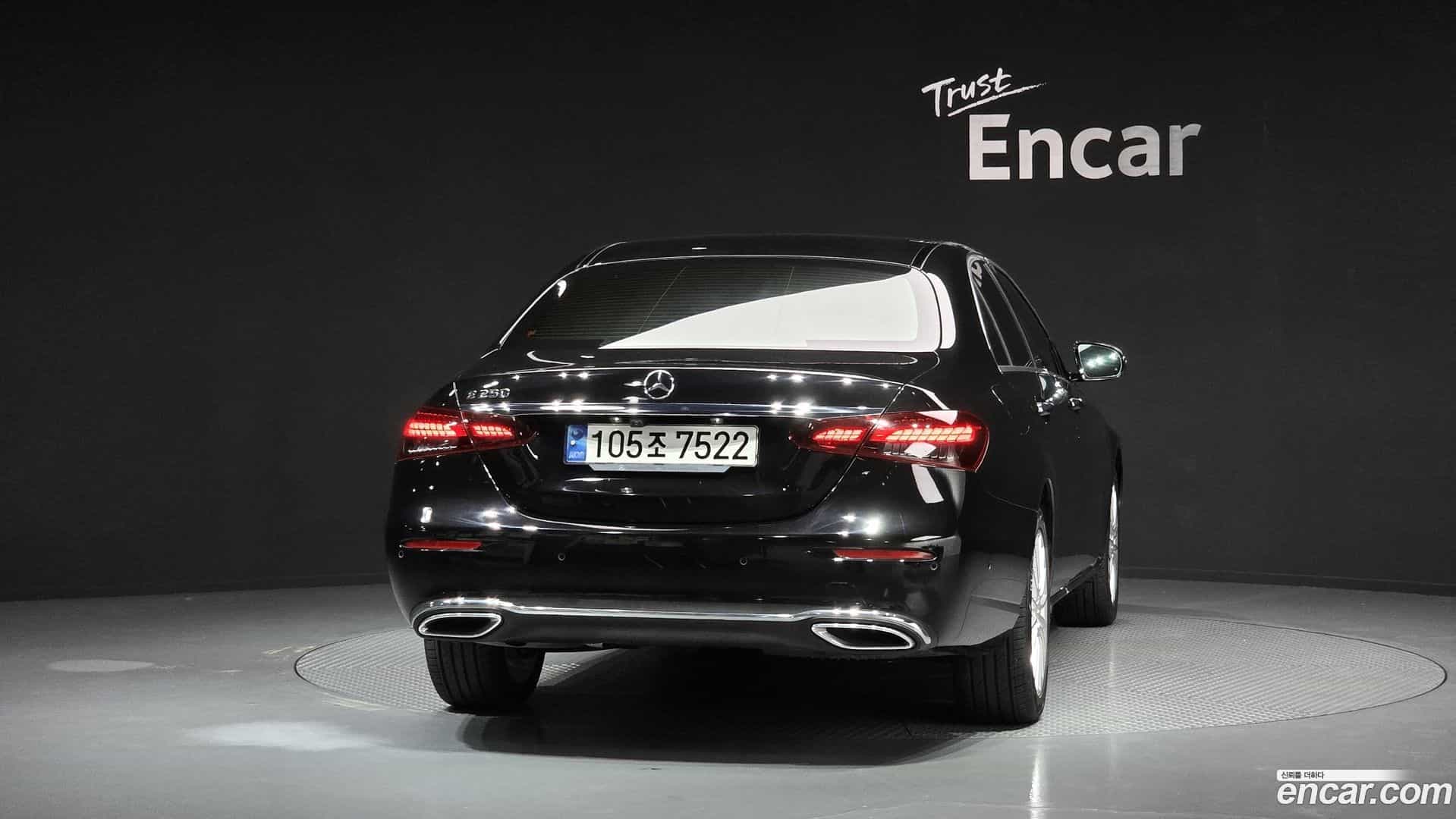 E-Class Mercedes-Benz 2021.6-OUTER-004
