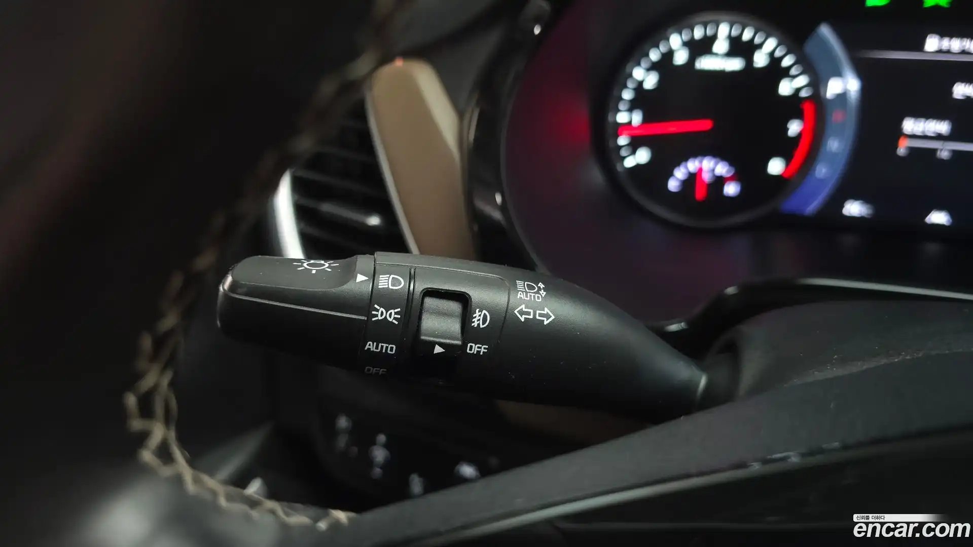 Seltos Kia 2019.8-OPTION-041