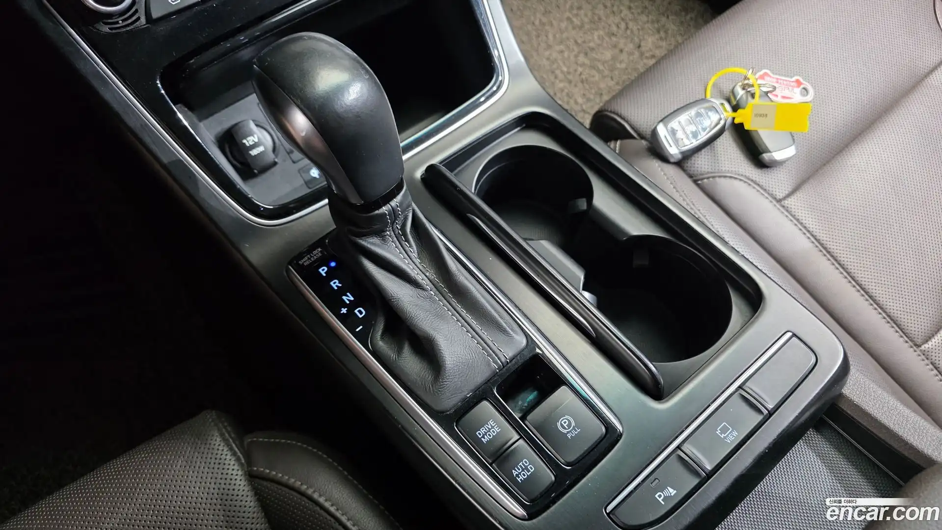 Grandeur Hyundai 2018.6-INNER-009