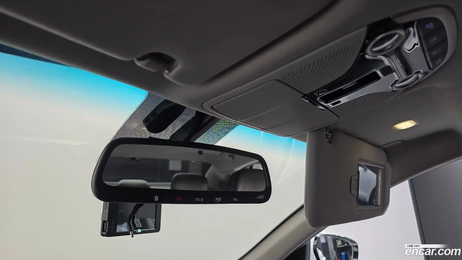 Grandeur Hyundai 2018.6-OPTION-020