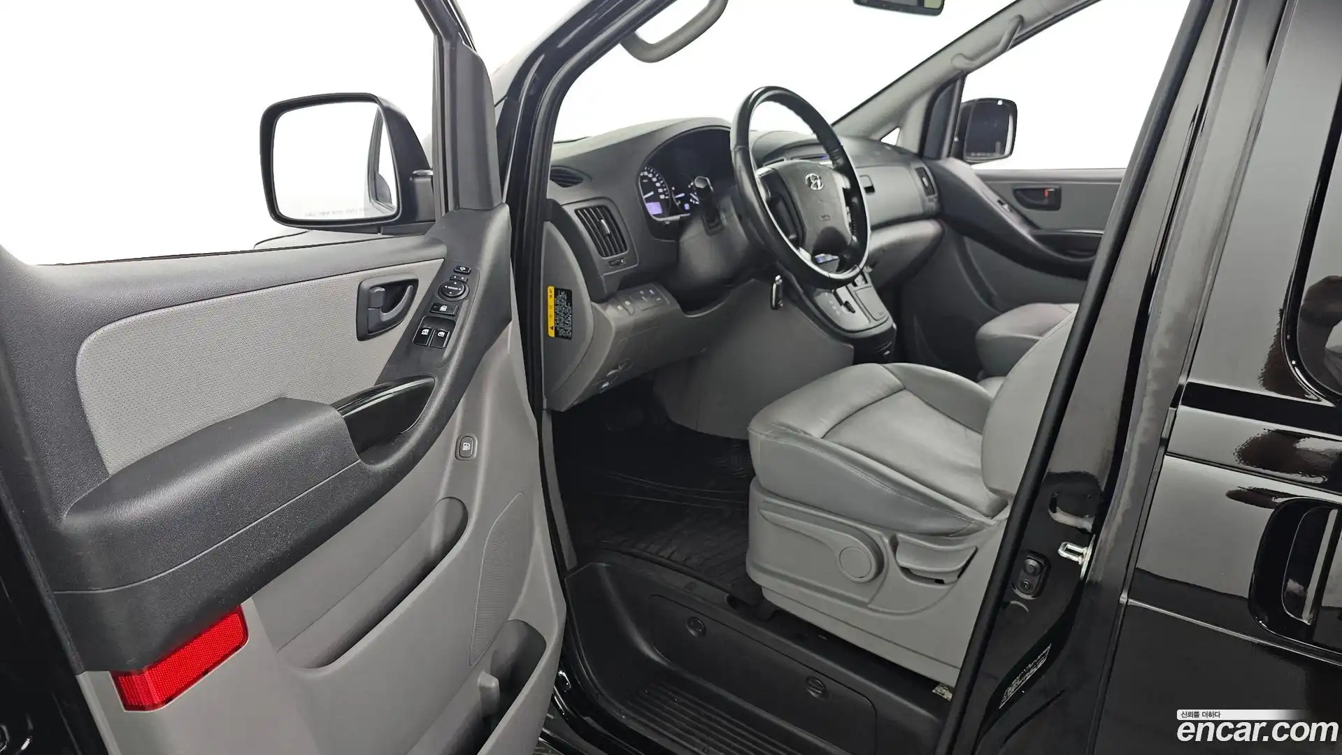 Starex Hyundai 2020.3-INNER-010