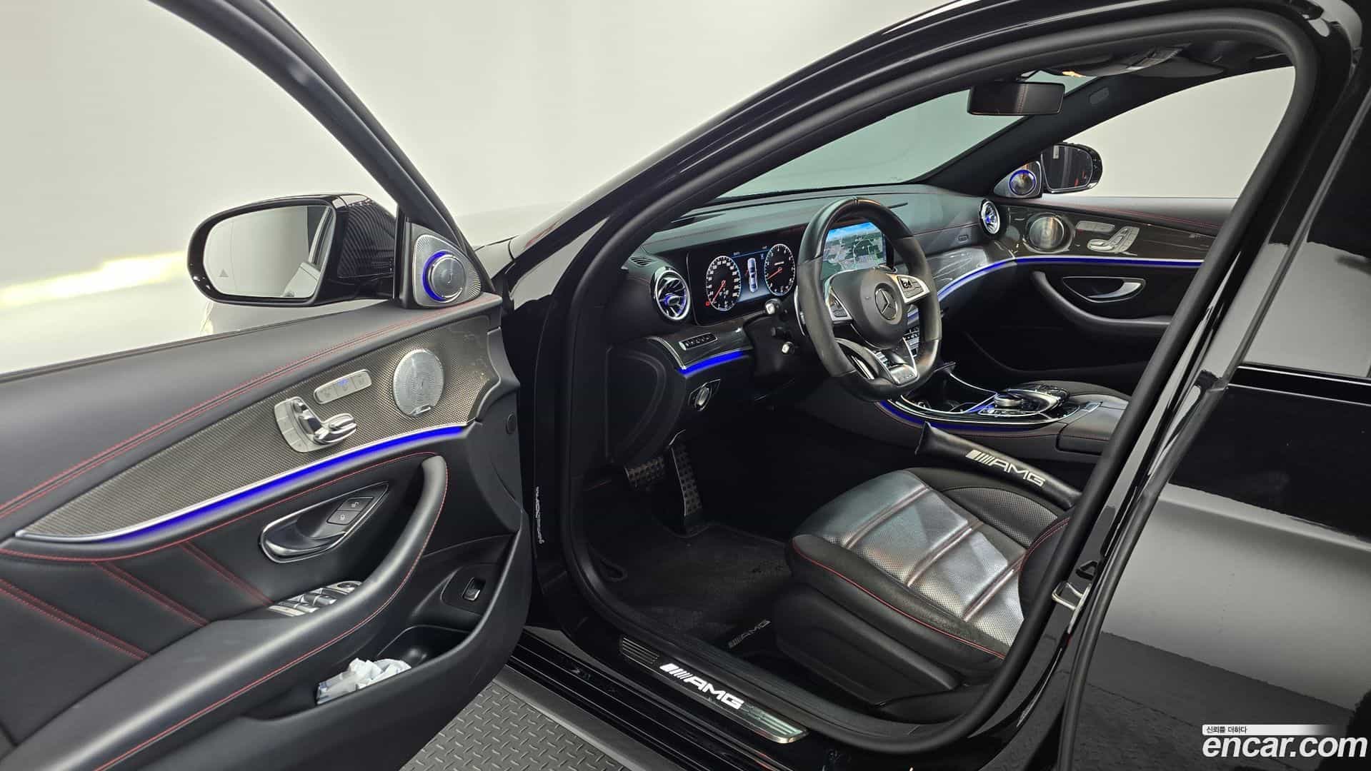 E-Class Mercedes-Benz 2018.3-INNER-010