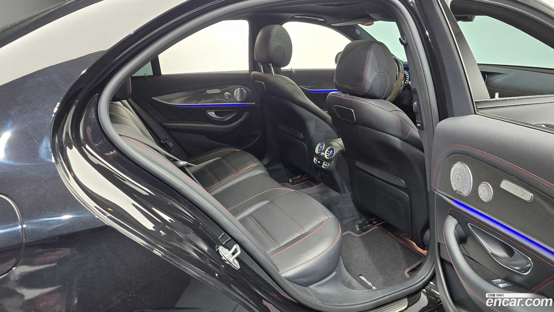 E-Class Mercedes-Benz 2018.3-OPTION-015