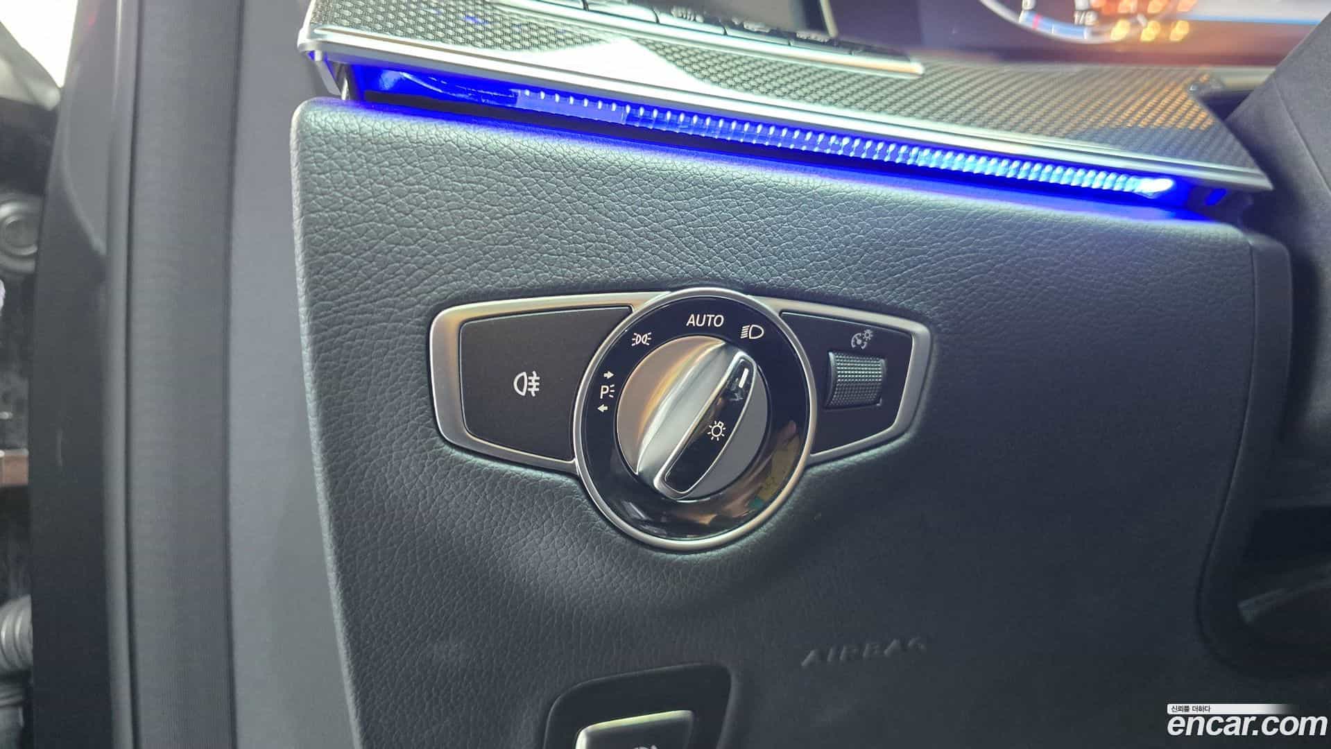 E-Class Mercedes-Benz 2018.3-OPTION-024