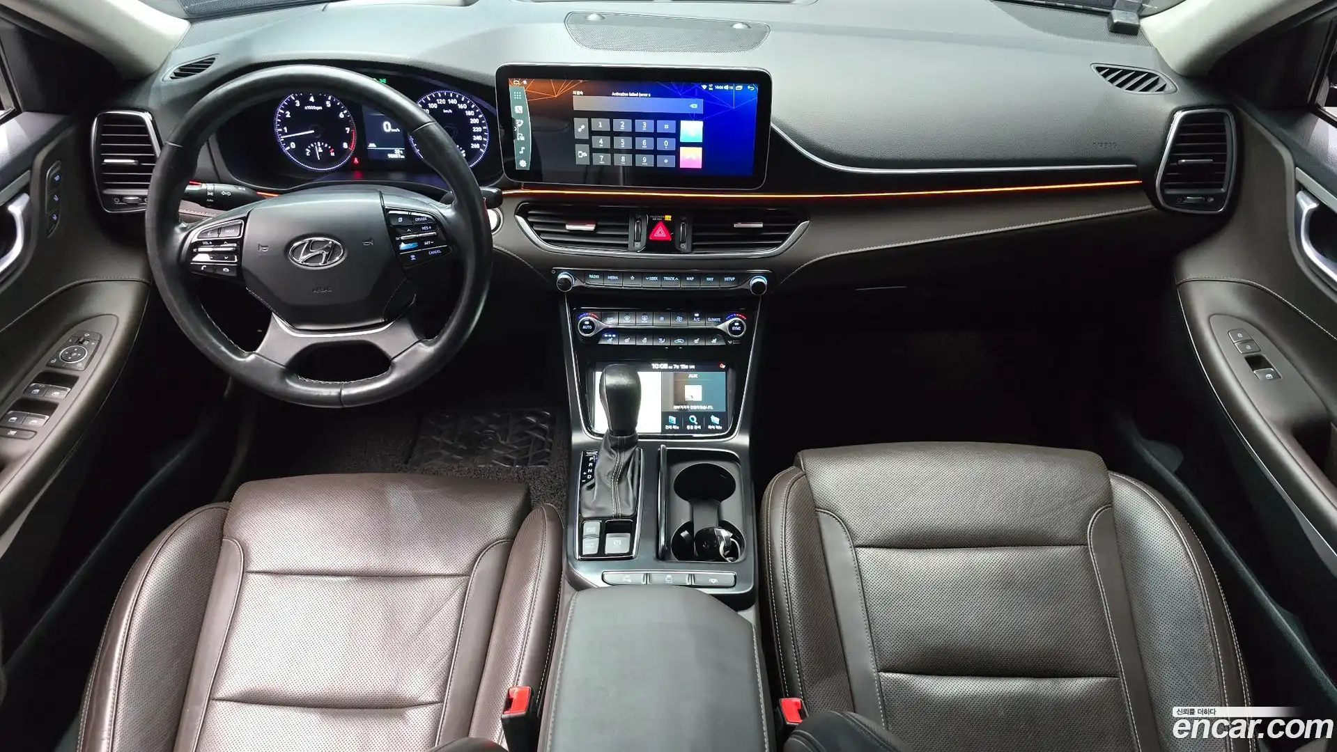 Grandeur Hyundai 2018.11-INNER-007