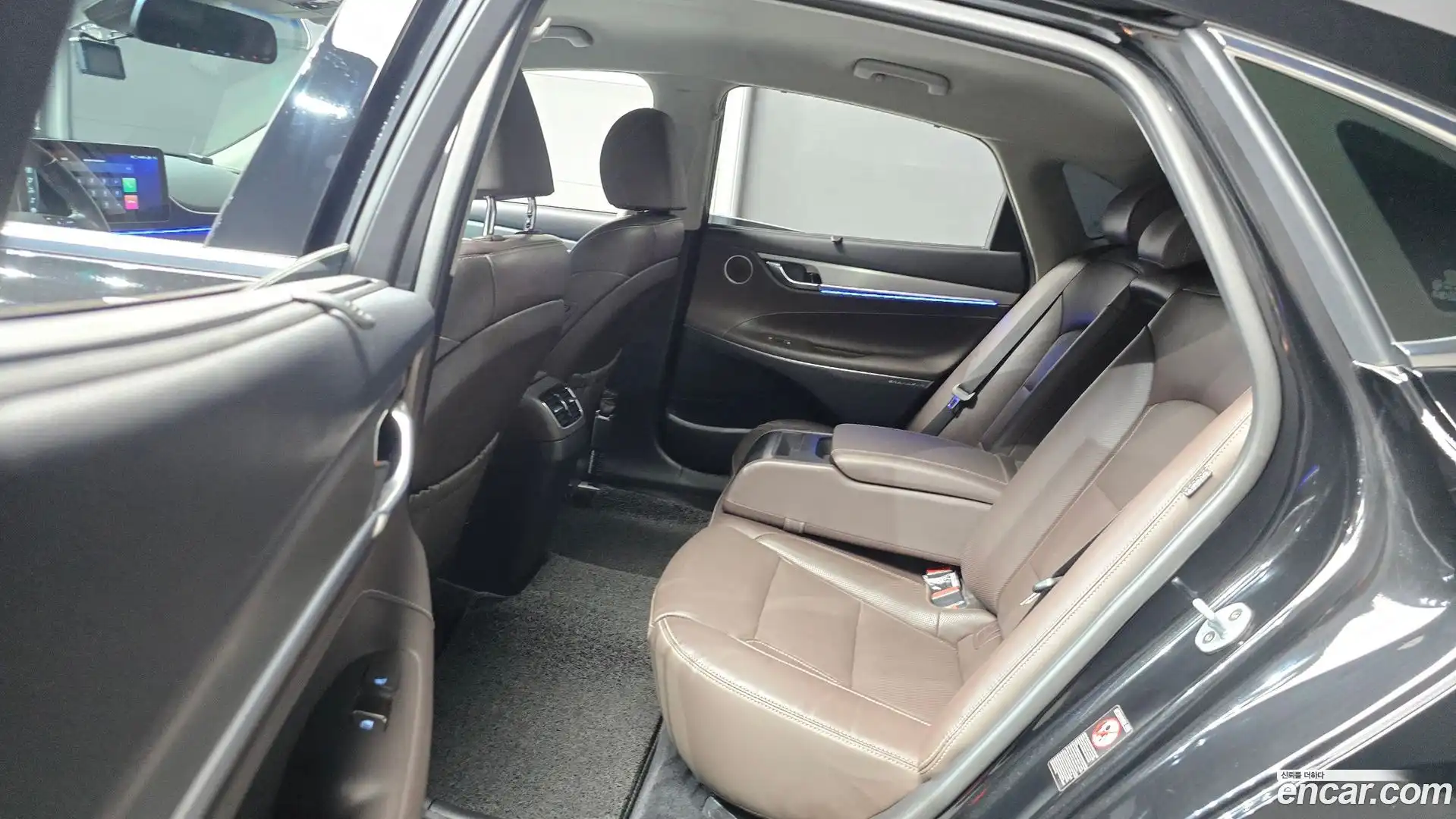 Grandeur Hyundai 2018.11-OPTION-016