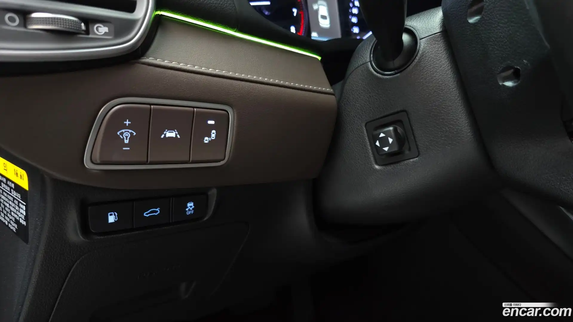 Grandeur Hyundai 2018.11-OPTION-024