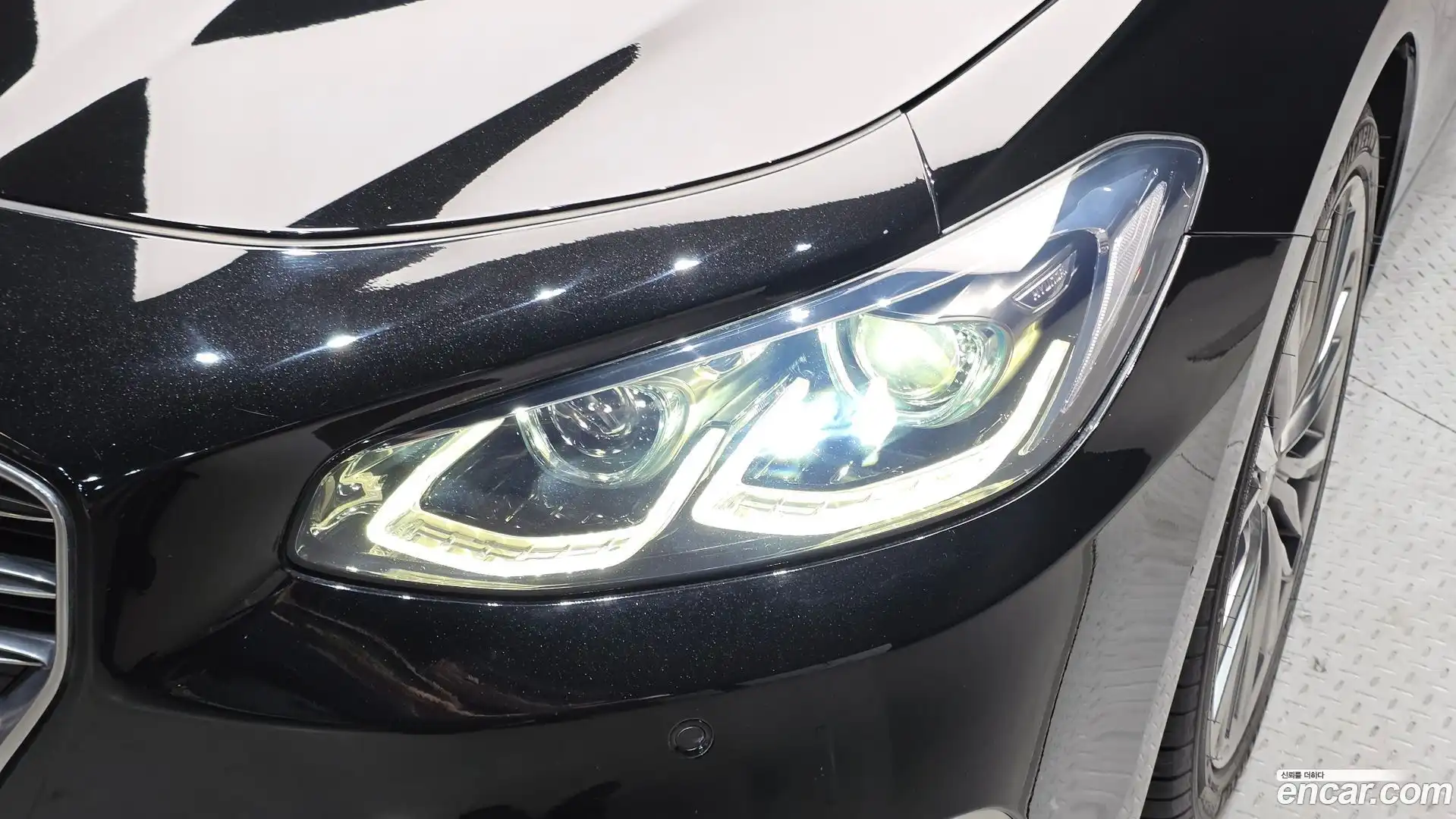 Grandeur Hyundai 2018.11-OUTER-032