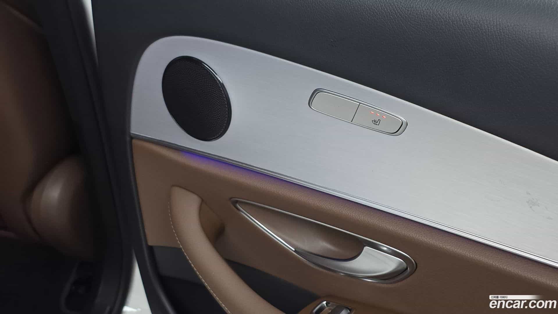 E-Class Mercedes-Benz 2021.1-OPTION-023