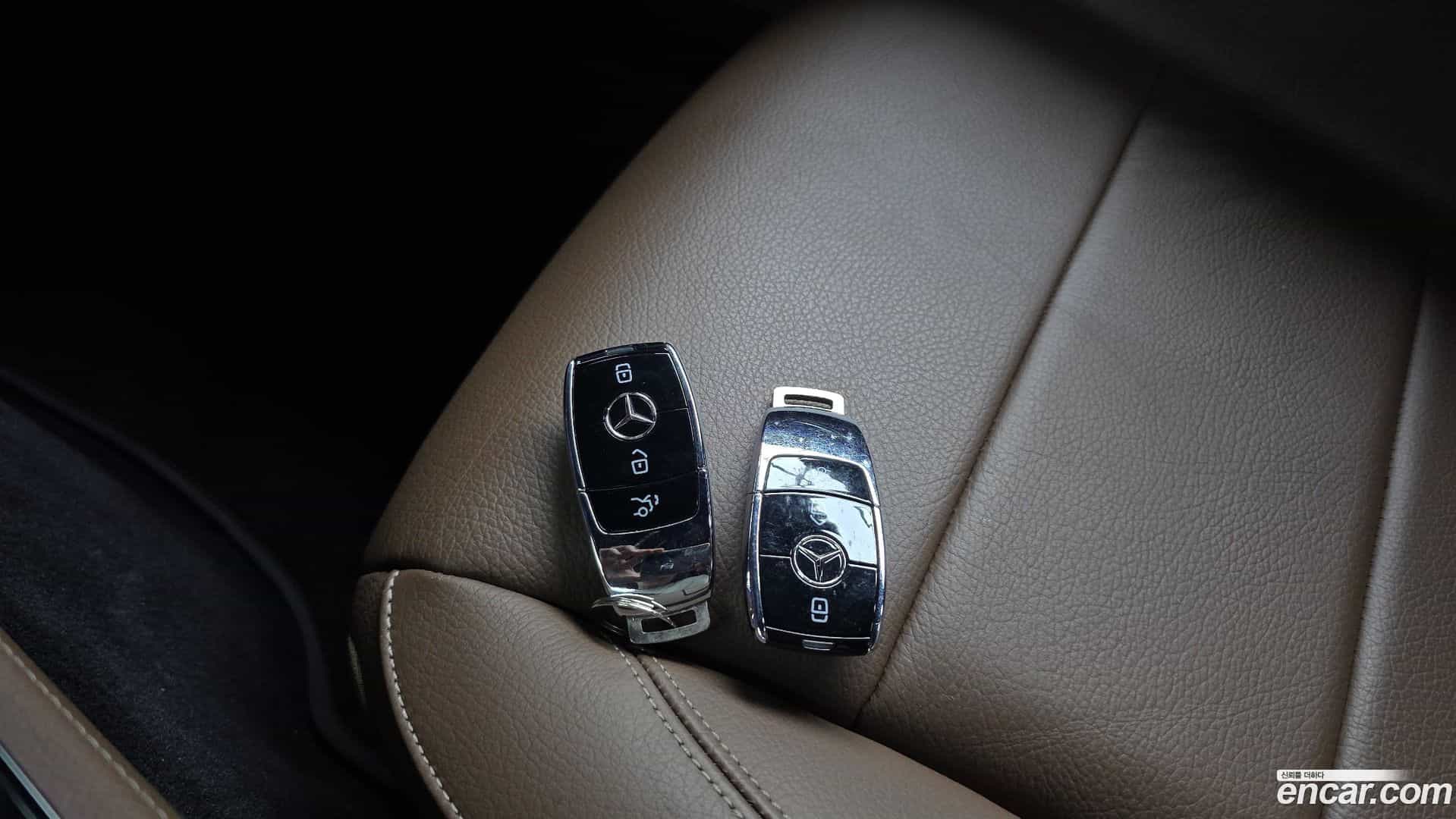 E-Class Mercedes-Benz 2021.1-INNER-036