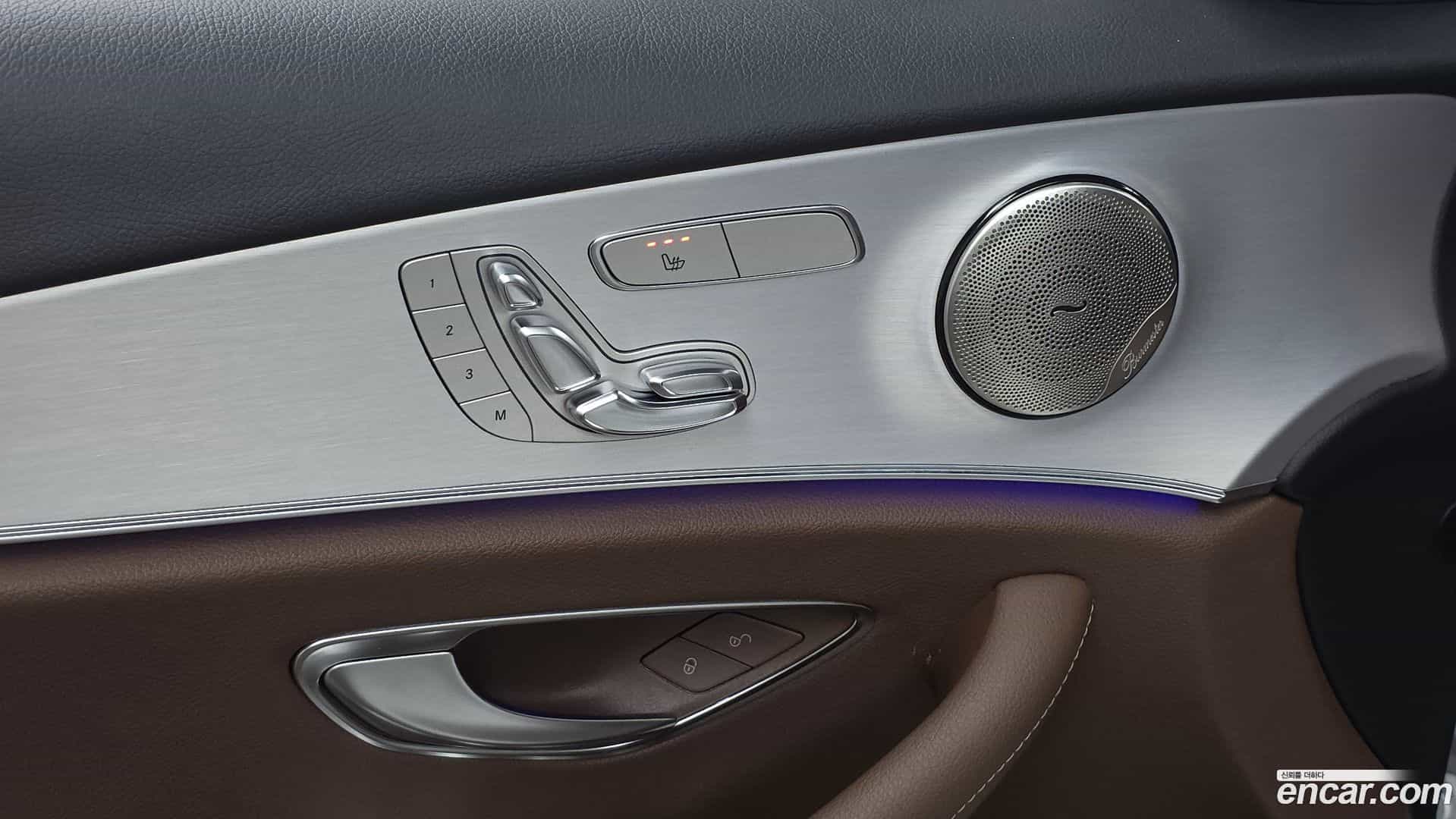 E-Class Mercedes-Benz 2021.1-OPTION-043