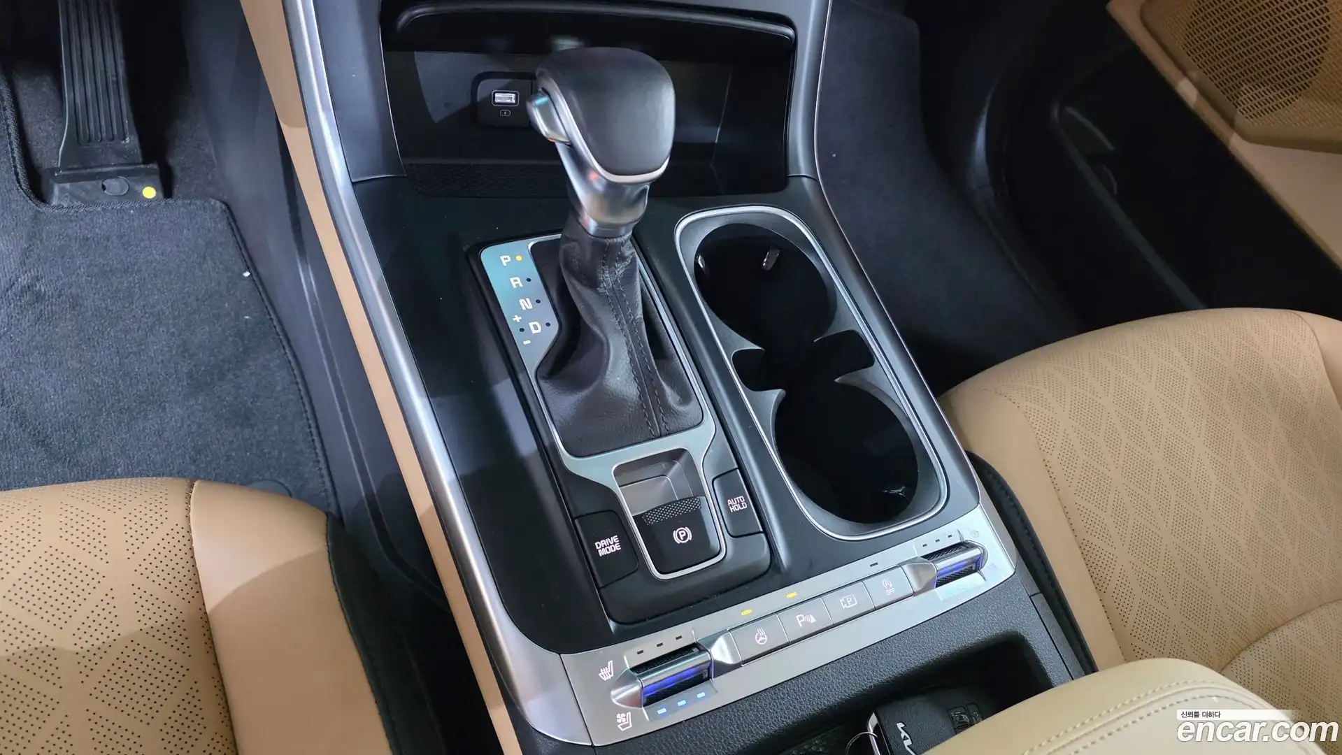 Canival Kia 2023.4-INNER-009