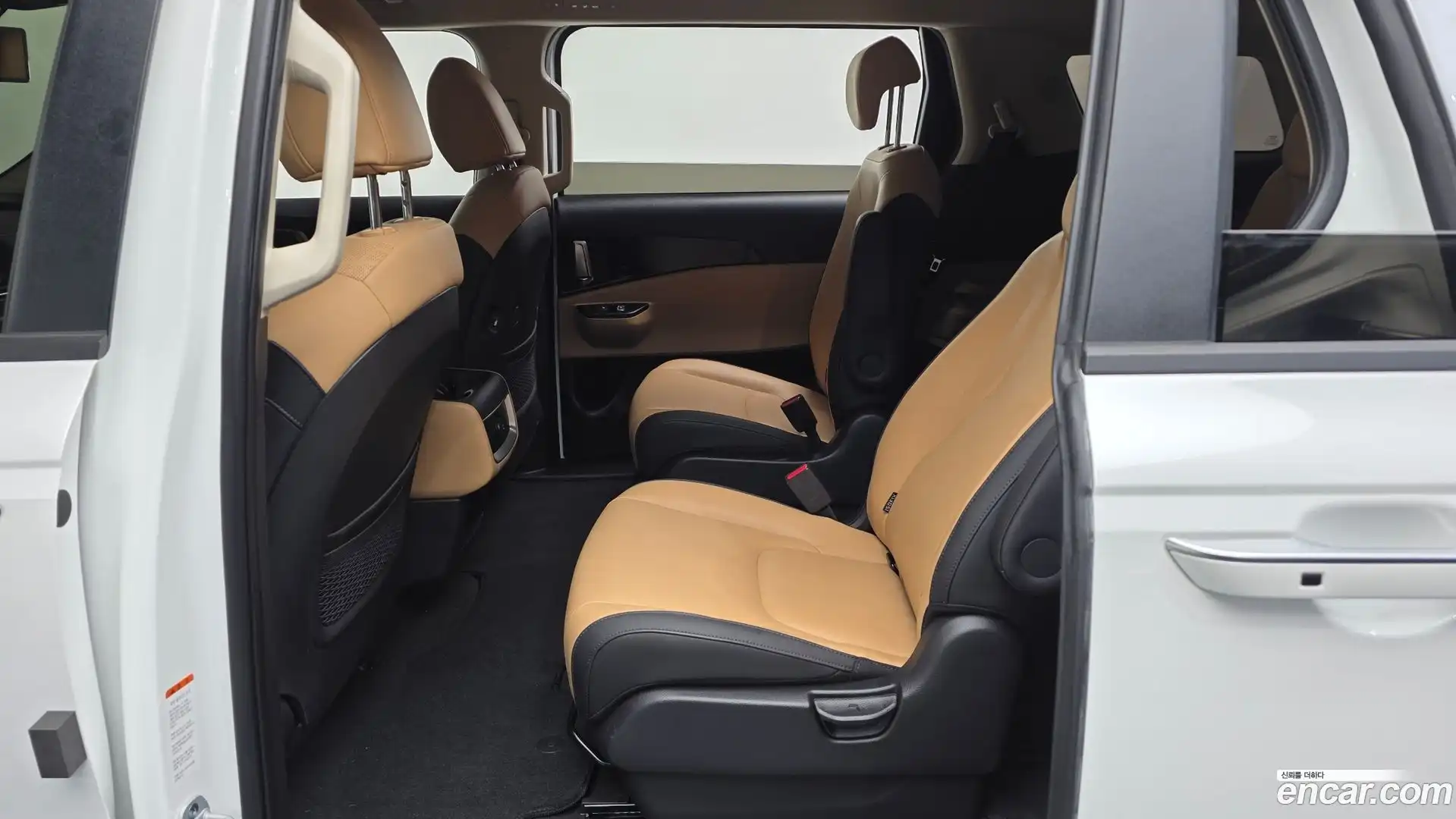 Canival Kia 2023.4-OPTION-016