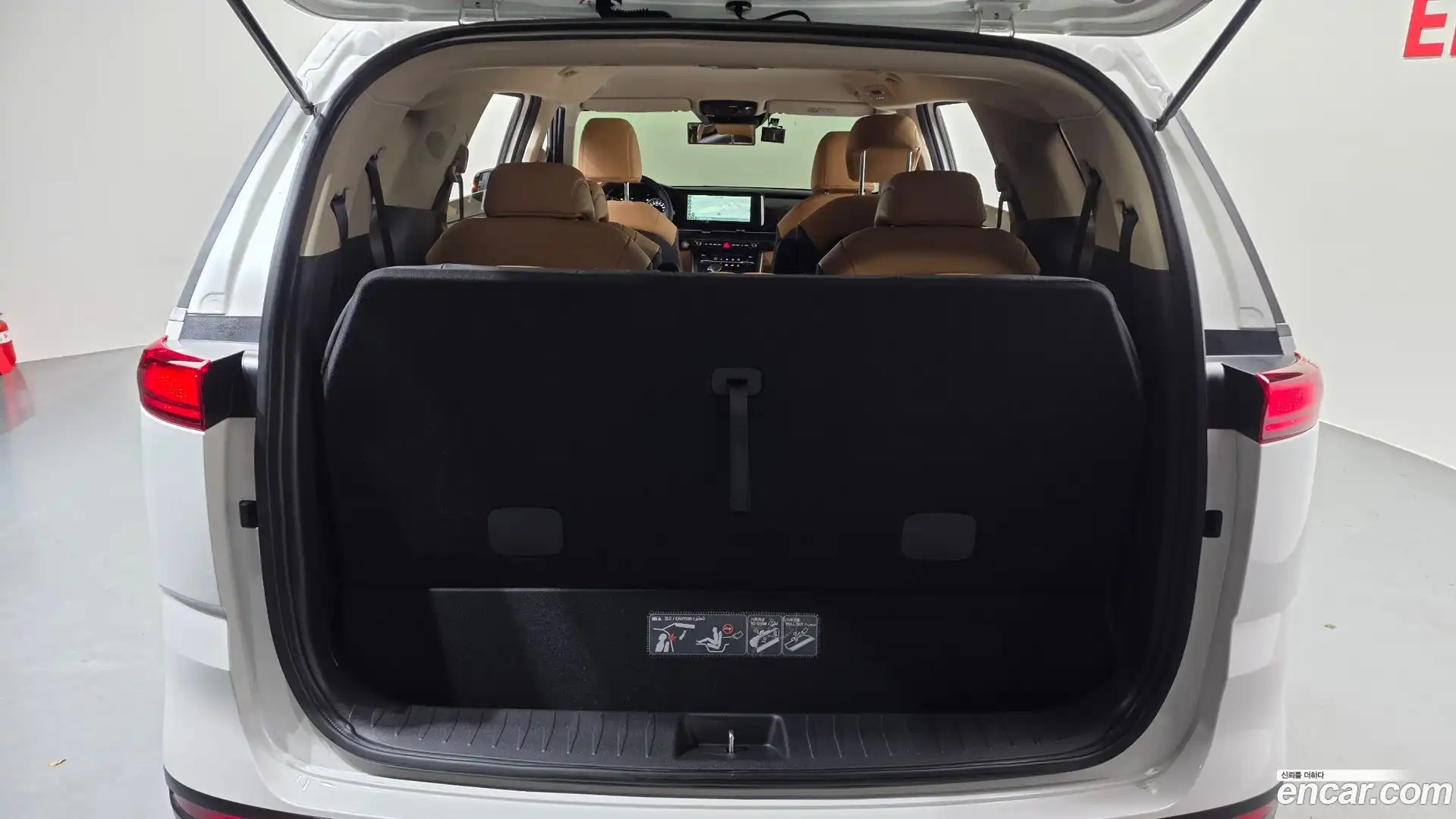 Canival Kia 2023.4-OPTION-024