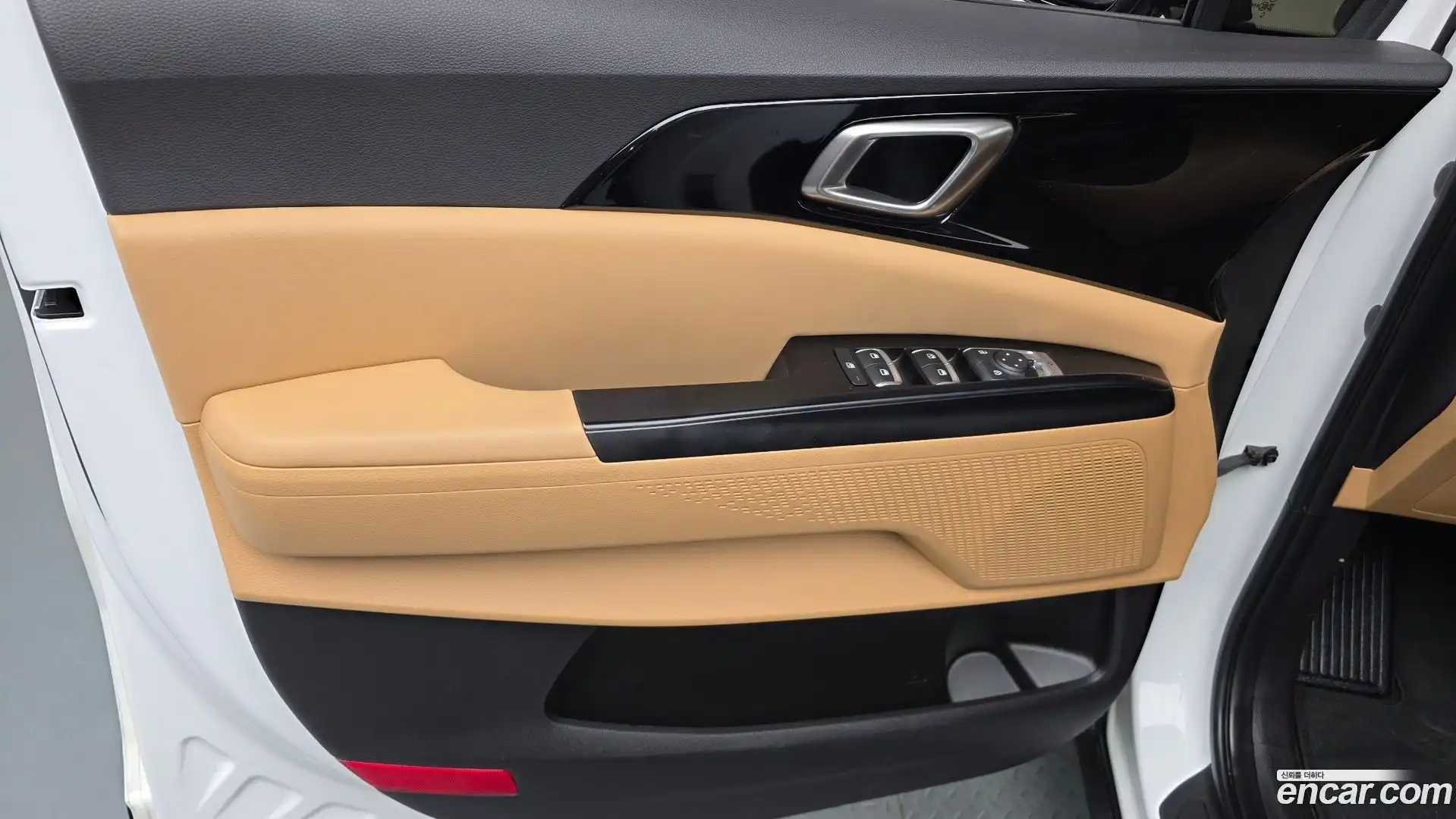 Canival Kia 2023.4-INNER-034