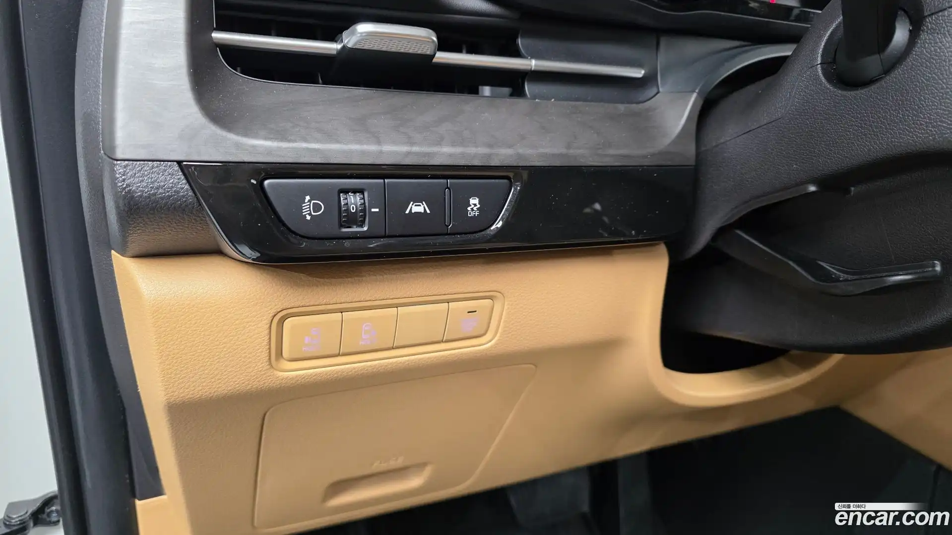 Canival Kia 2023.4-OPTION-045