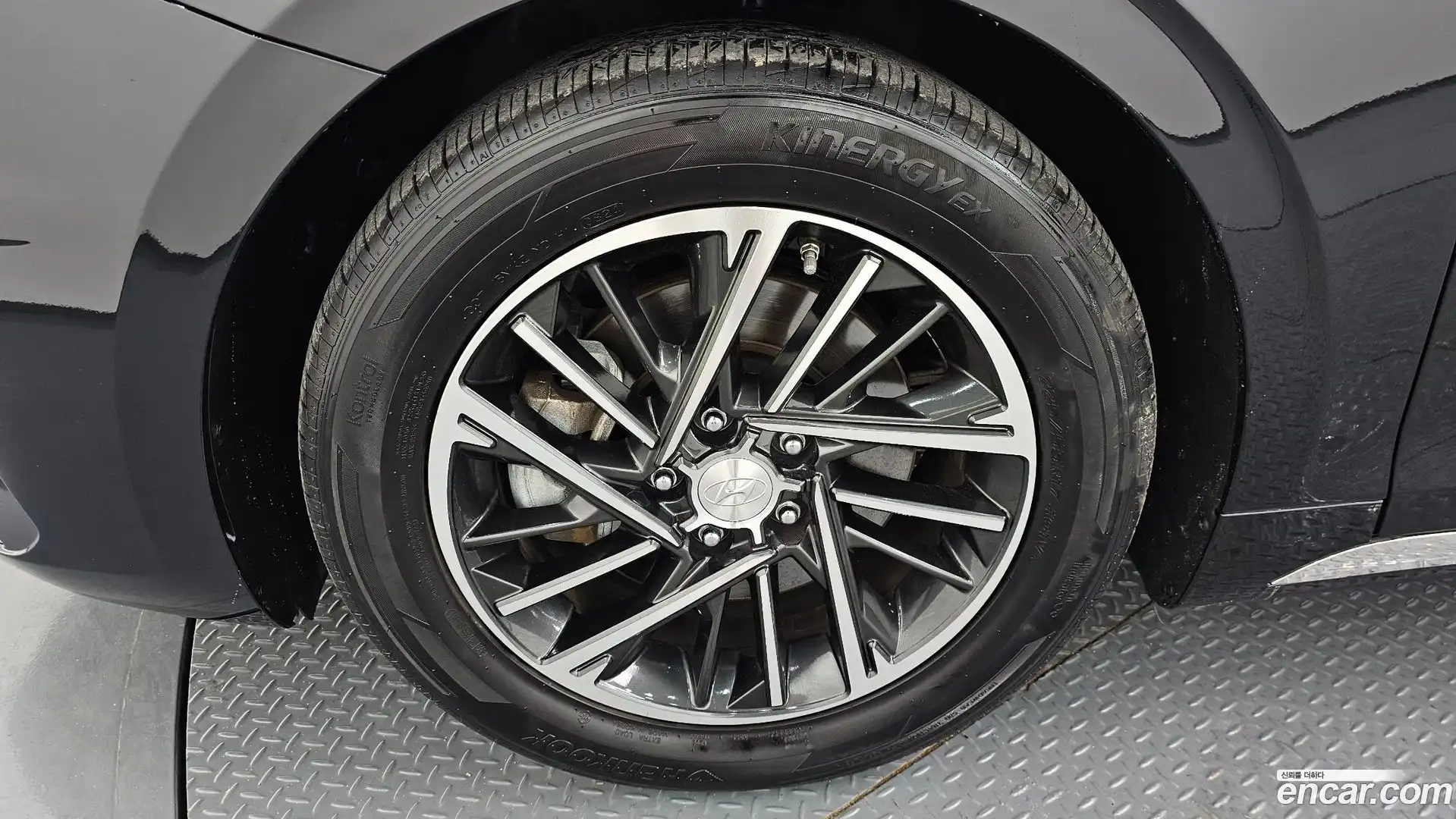 Grandeur Hyundai 2019.10-OUTER-005