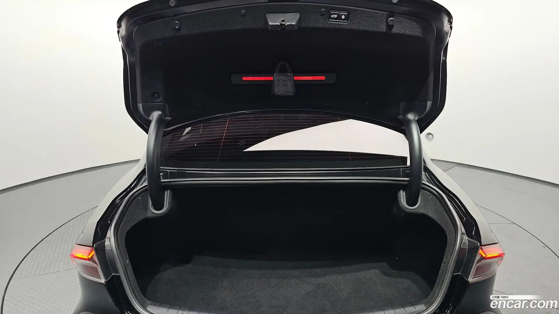 Grandeur Hyundai 2019.10-OPTION-024