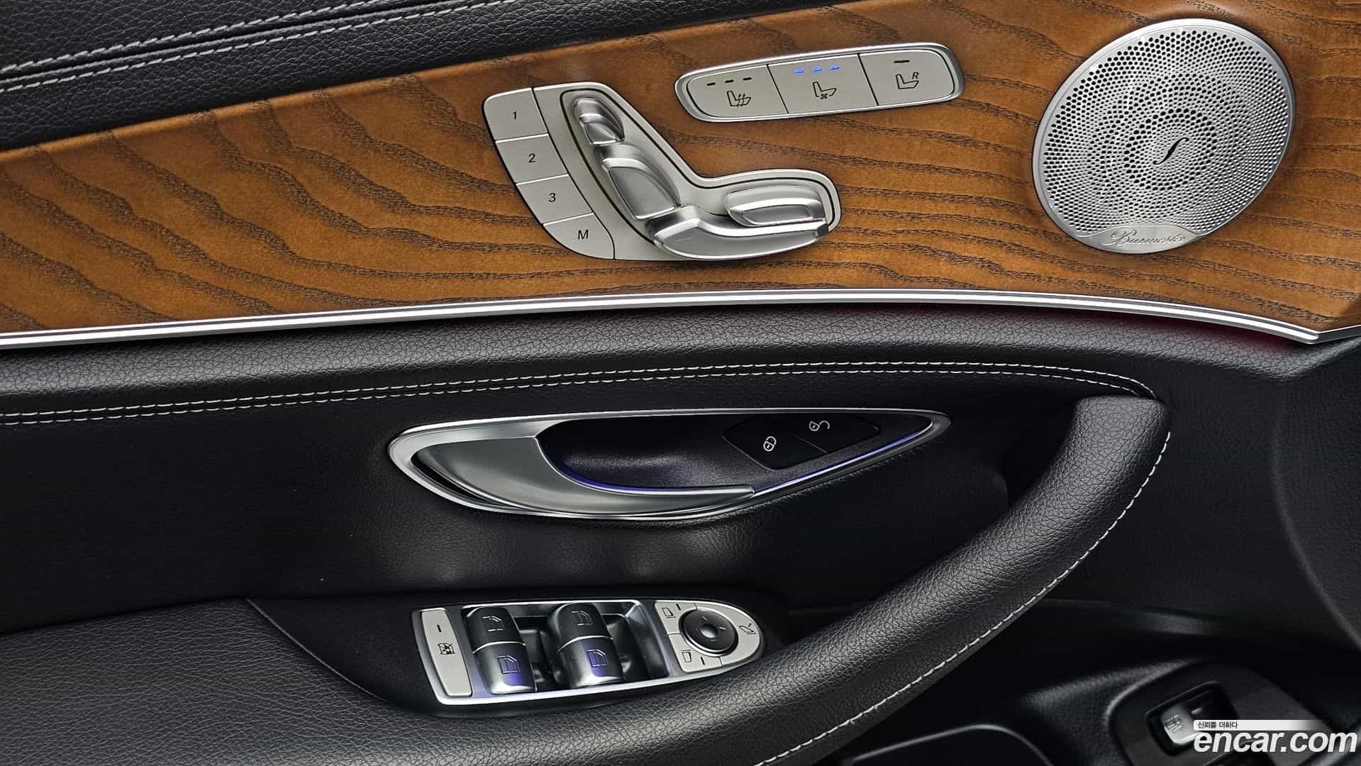 E-Class Mercedes-Benz 2019.11-OPTION-022