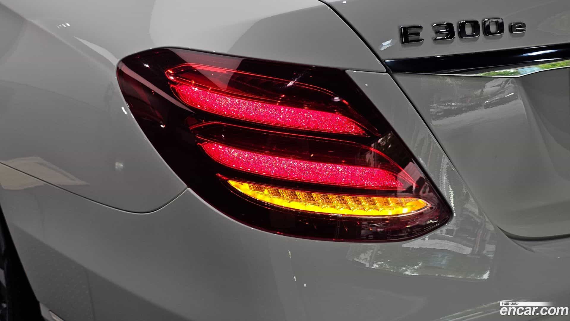 E-Class Mercedes-Benz 2019.11-OUTER-033