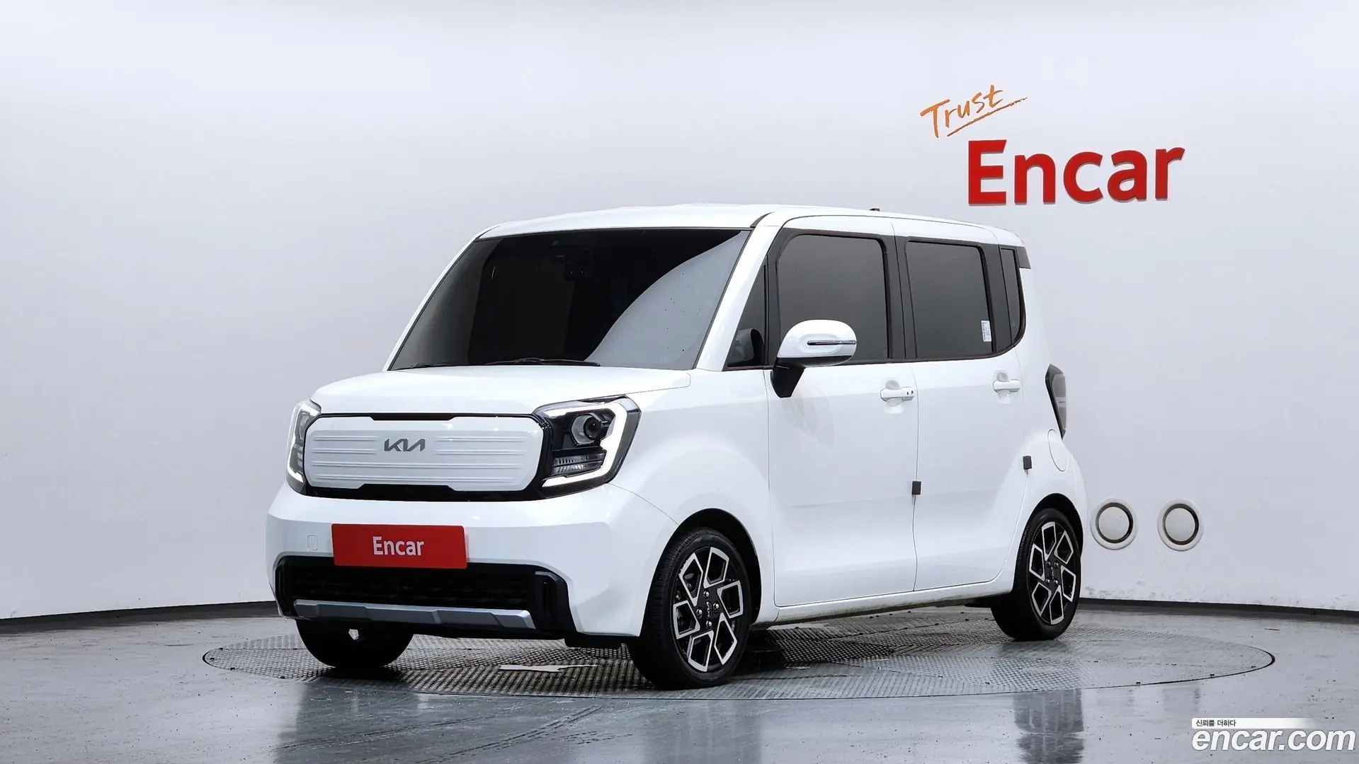 Main__Slider__Photo:RAY Kia 2023.2-0