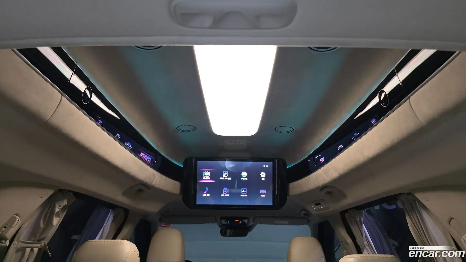Canival Kia 2022.1-OPTION-022