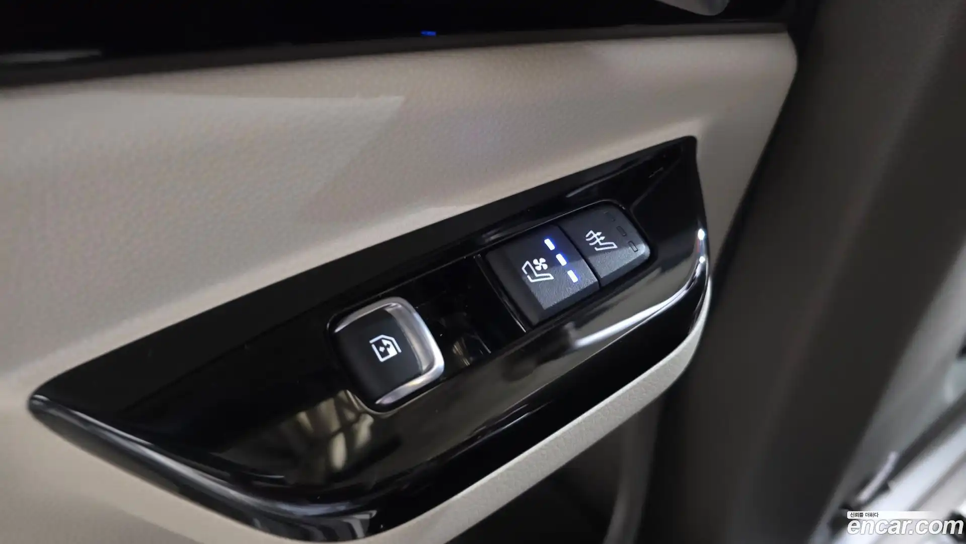 Canival Kia 2022.1-OPTION-024