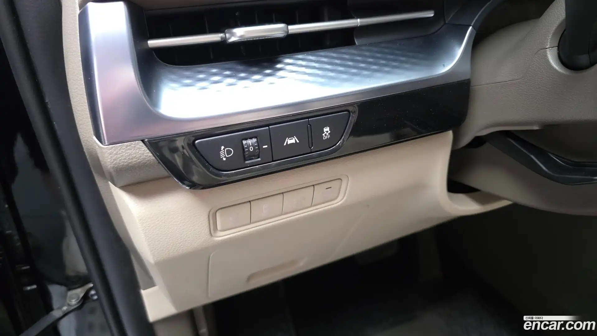 Canival Kia 2022.1-OPTION-042