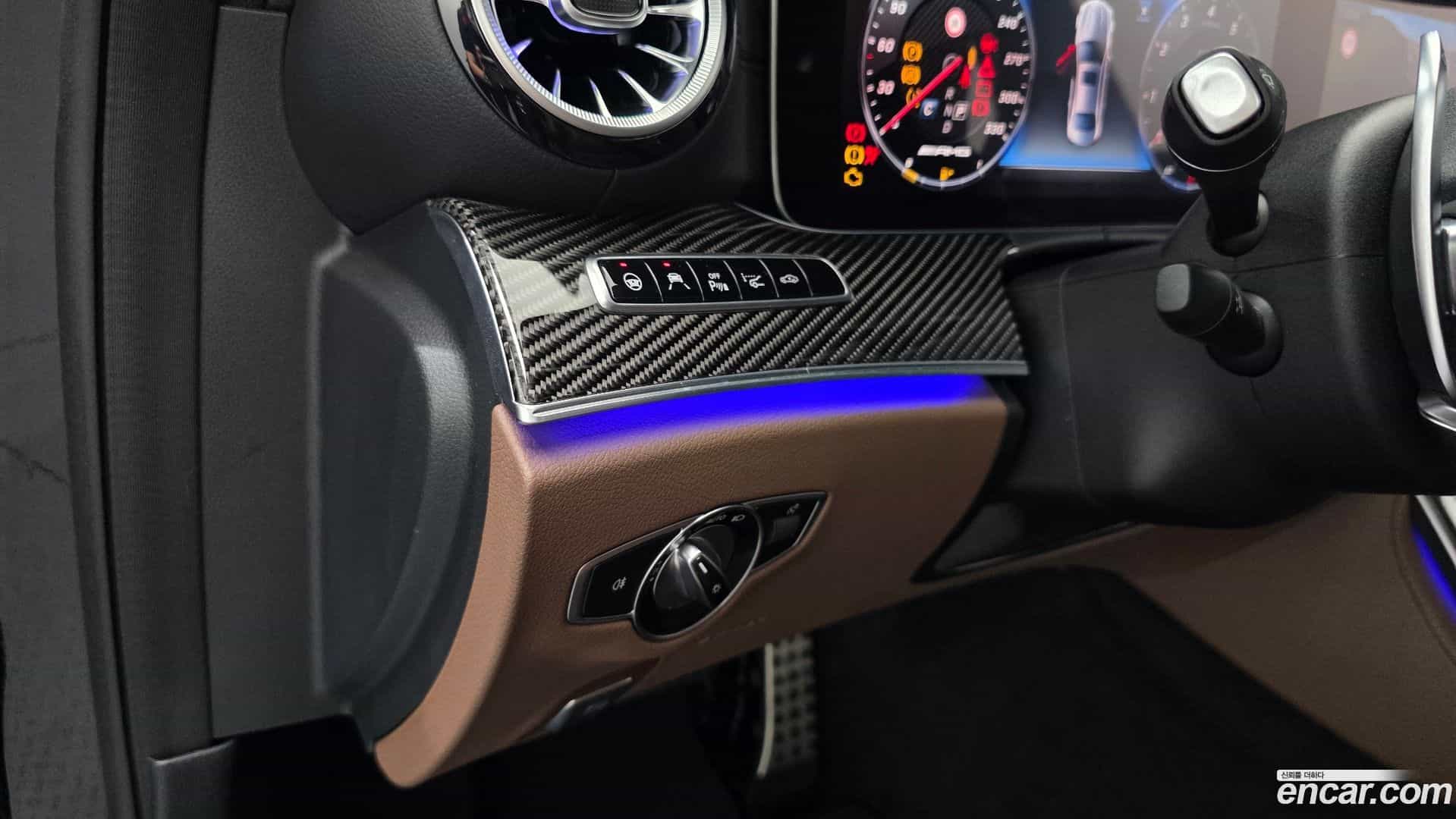 E-Class Mercedes-Benz 2019.10-OPTION-023