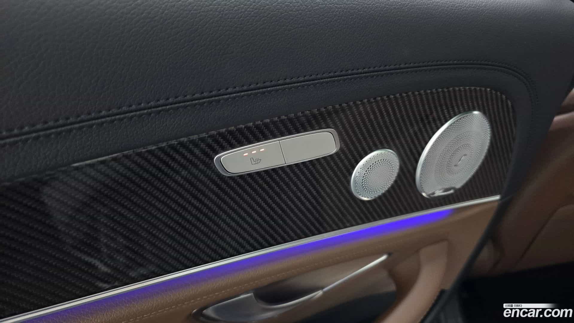 E-Class Mercedes-Benz 2019.10-OPTION-041