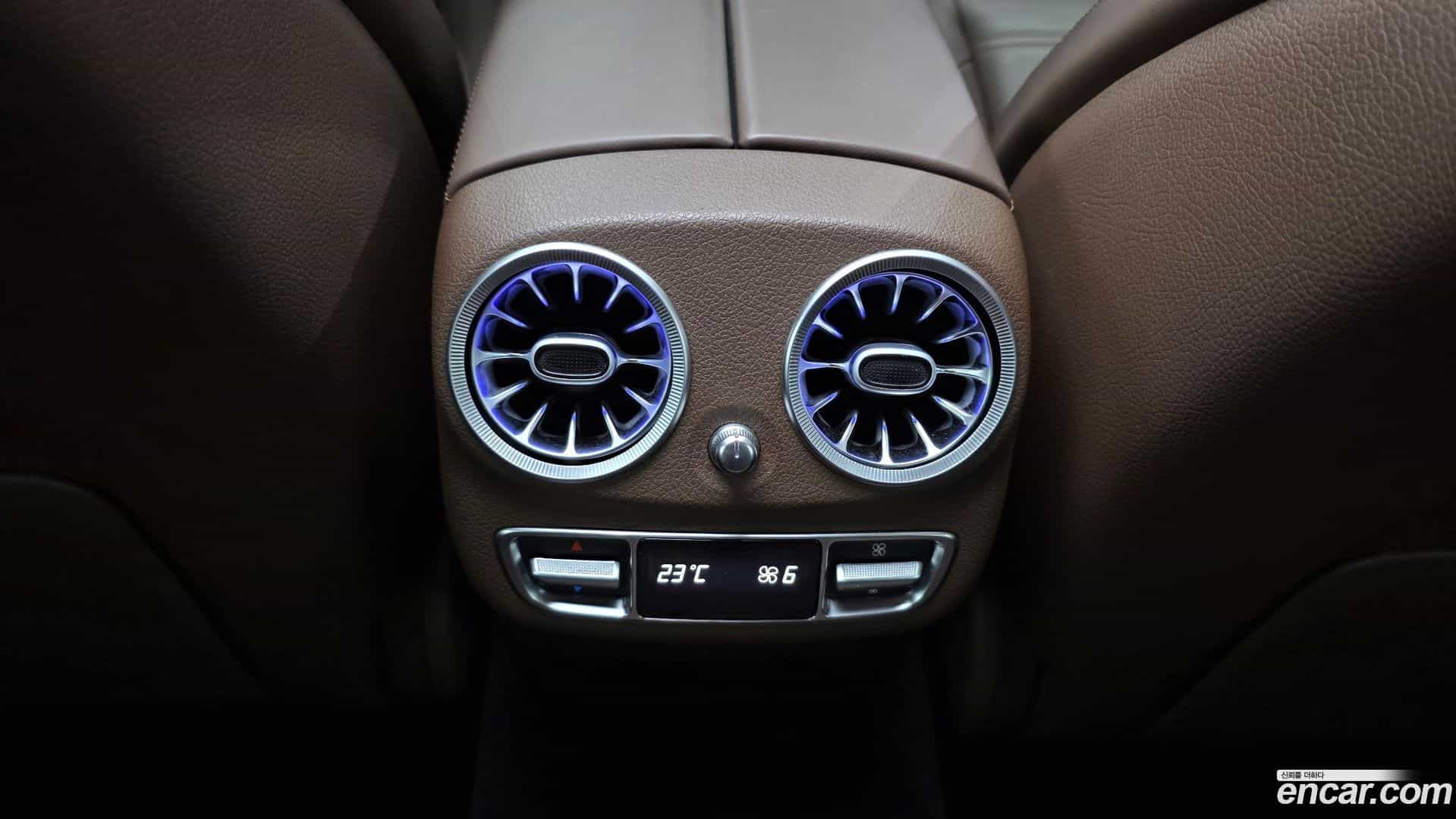 E-Class Mercedes-Benz 2019.10-OPTION-042