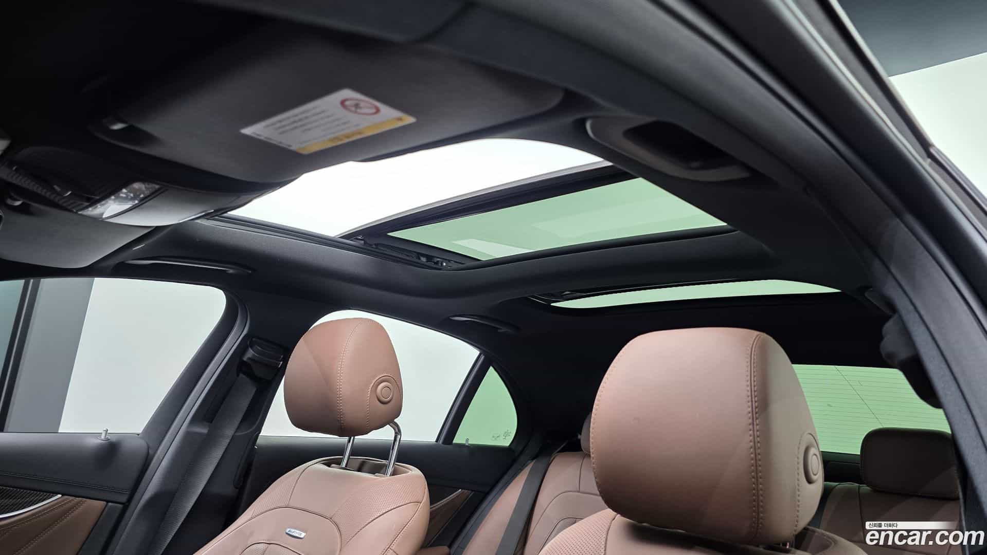 E-Class Mercedes-Benz 2019.10-OPTION-045