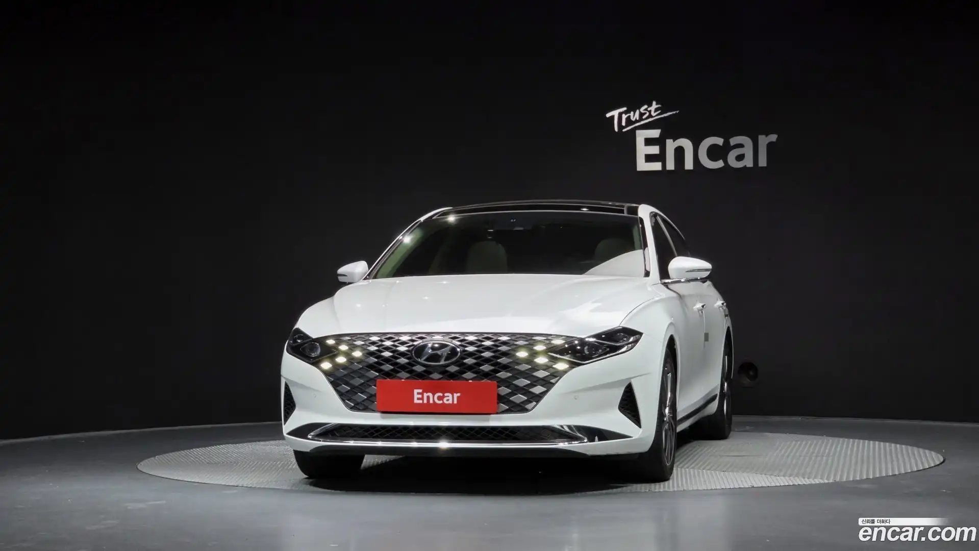 Grandeur Hyundai 2022.5-OUTER-003