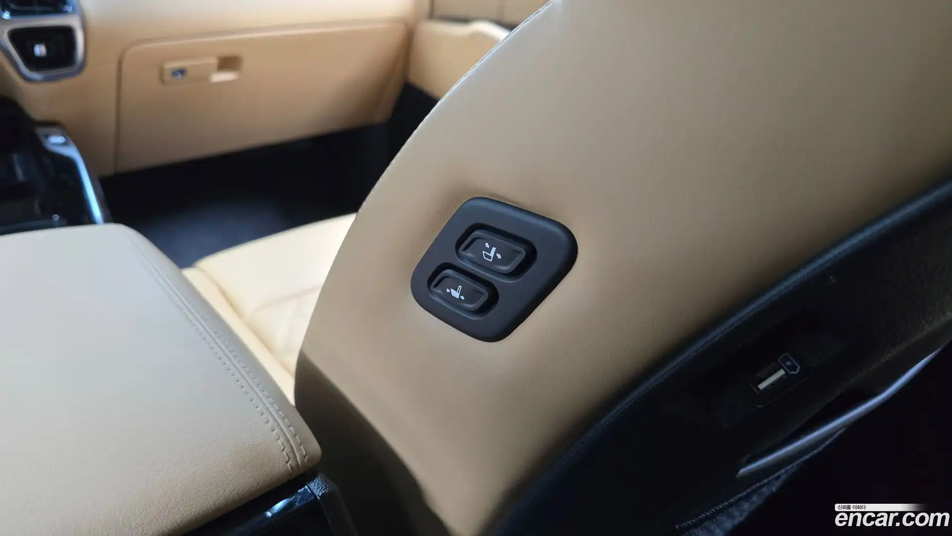 Sorento Kia 2023.4-OPTION-046
