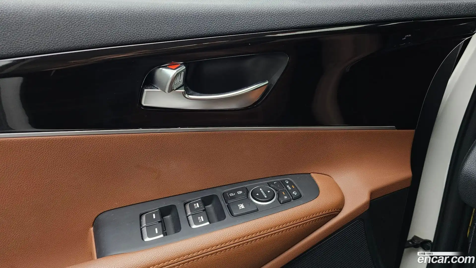 Sorento Kia 2018.1-OPTION-042