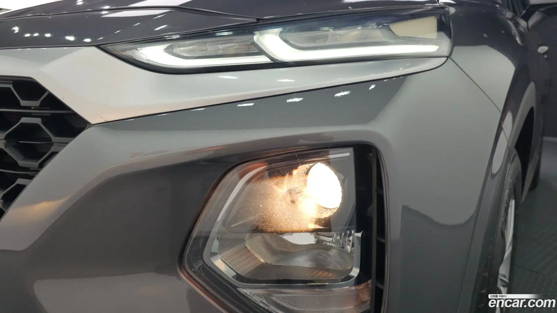 Santafe Hyundai 2019.0-OUTER-032