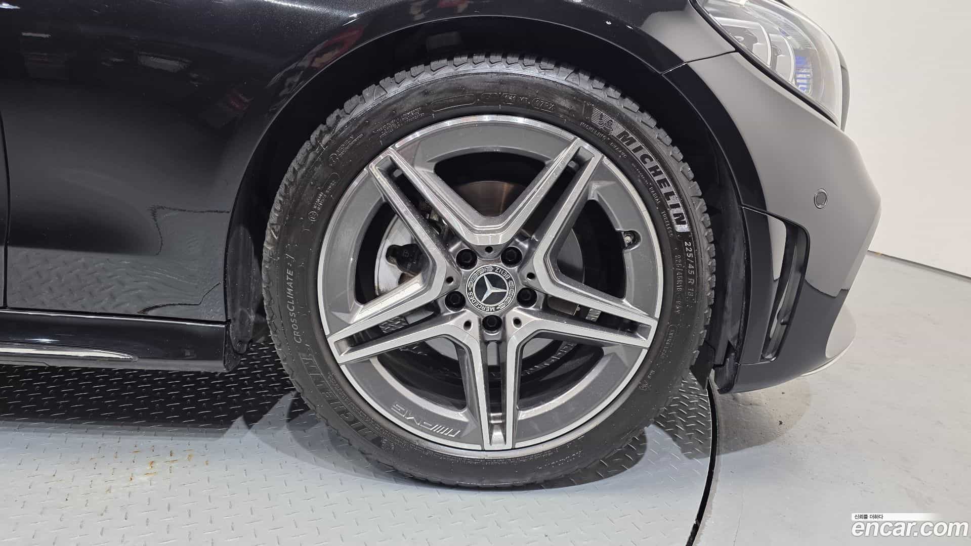 C-Class Mercedes-Benz 2021.1-OUTER-005