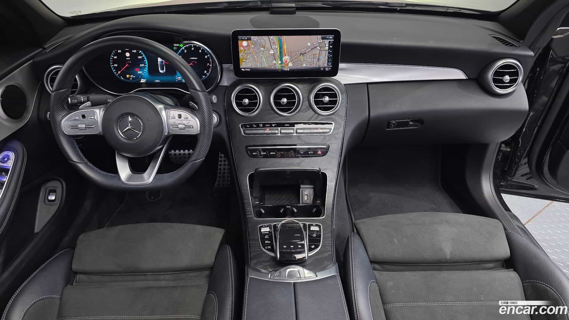 C-Class Mercedes-Benz 2021.1-INNER-007