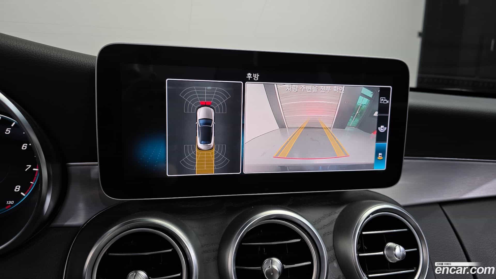 C-Class Mercedes-Benz 2021.1-OPTION-021