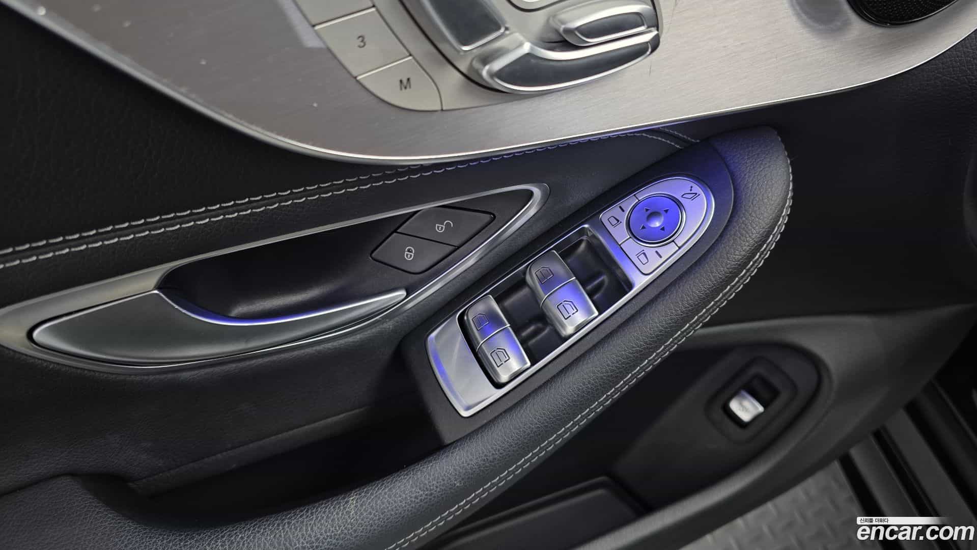 C-Class Mercedes-Benz 2021.1-OPTION-040