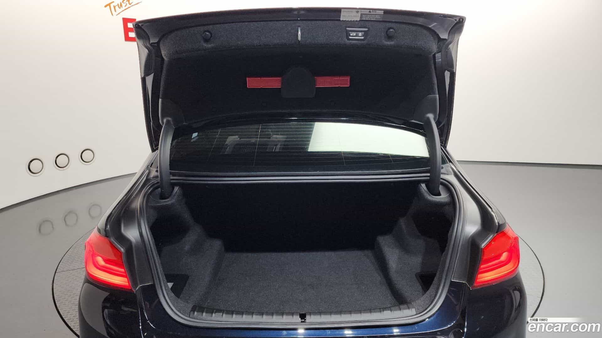 5-Series BMW 2019.3-OPTION-023