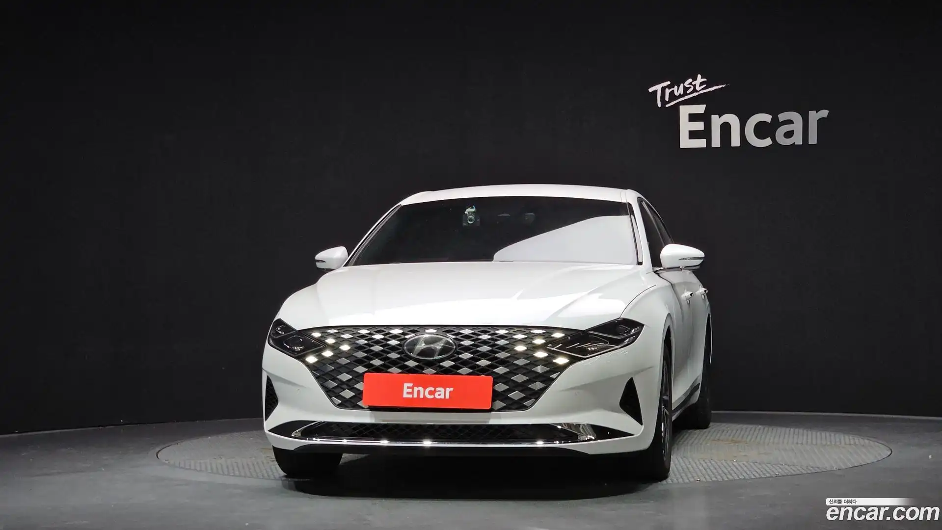 Grandeur Hyundai 2021.6-OUTER-003