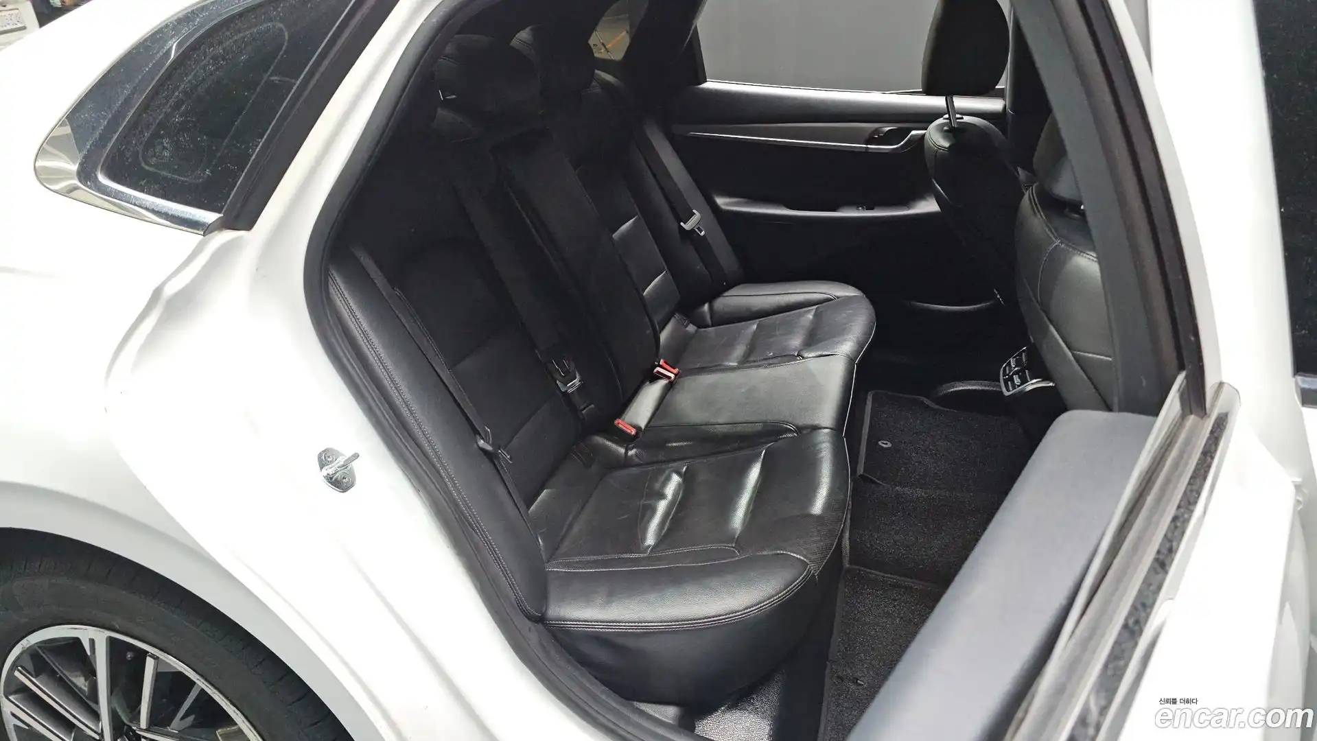Grandeur Hyundai 2021.6-OPTION-015