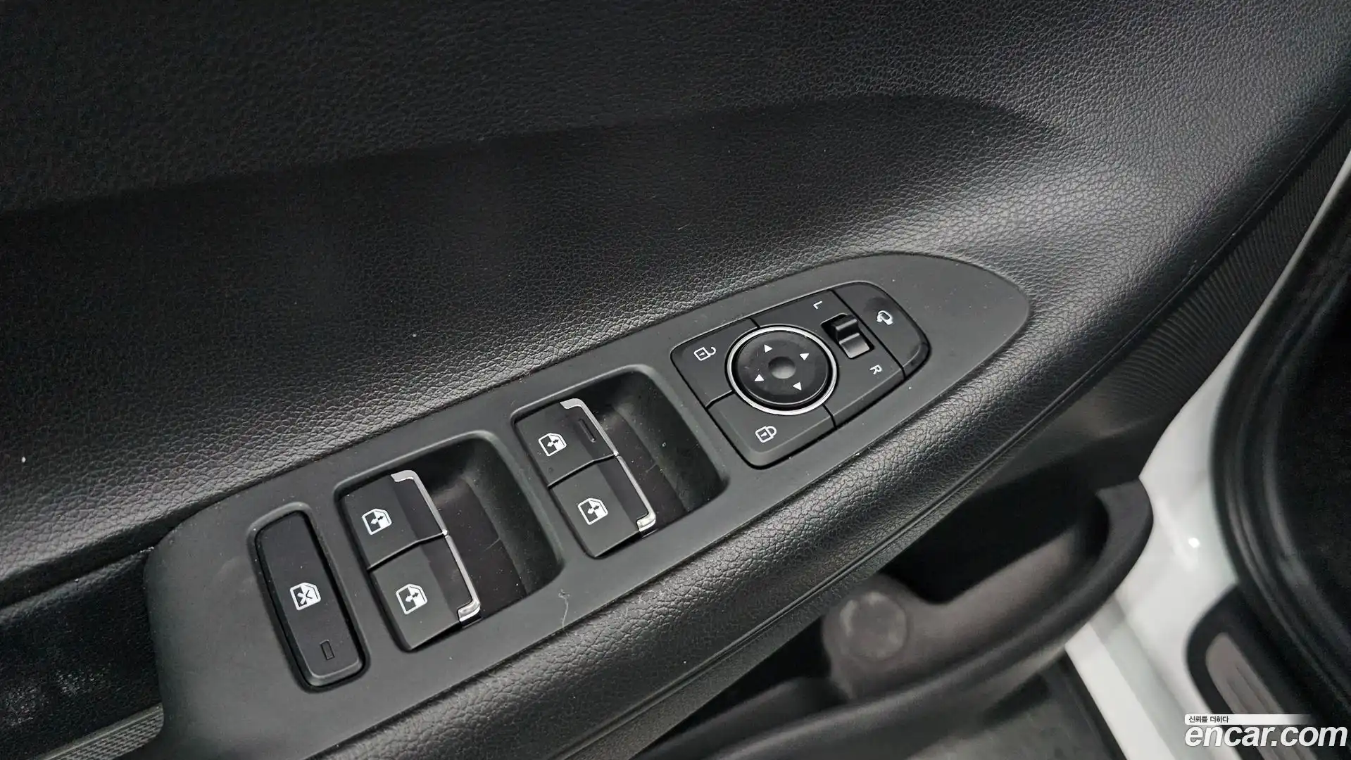 Grandeur Hyundai 2021.6-OPTION-020