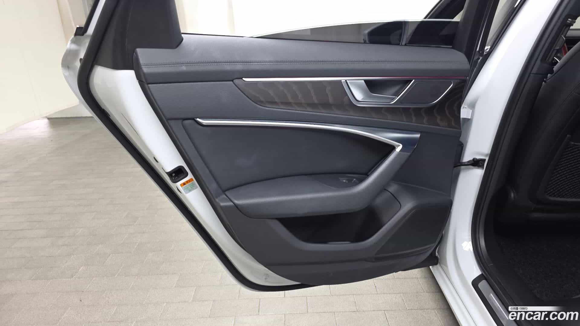 A6 Audi 2021.5-INNER-035