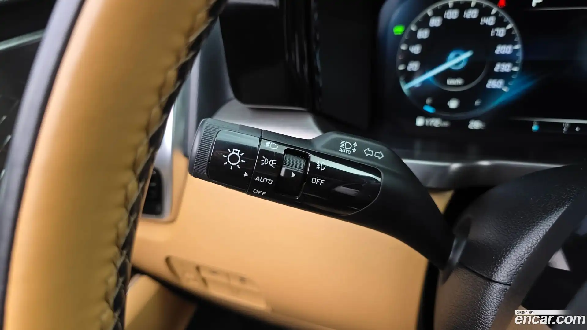 Sorento Kia 2021.6-OPTION-024