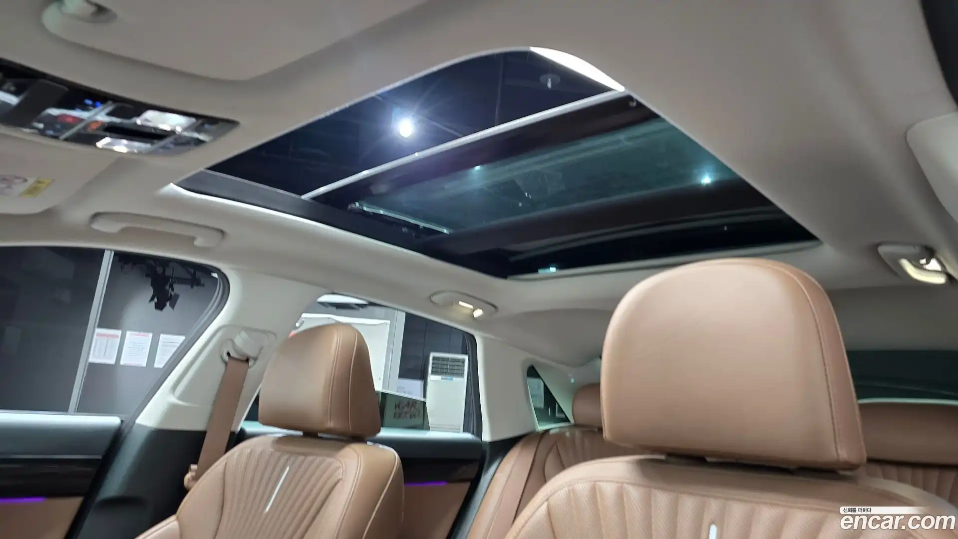 Grandeur Hyundai 2023.4-OPTION-021