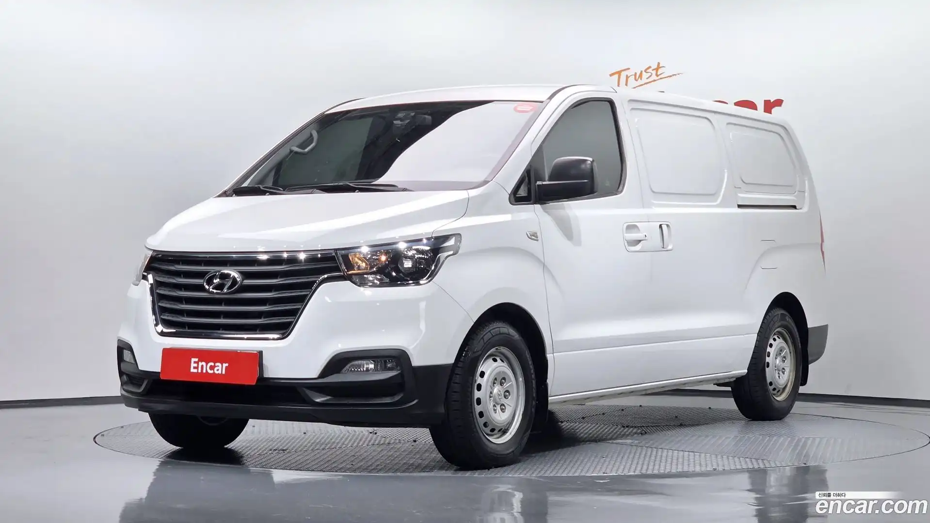 Starex Hyundai 2020.10-OUTER-001