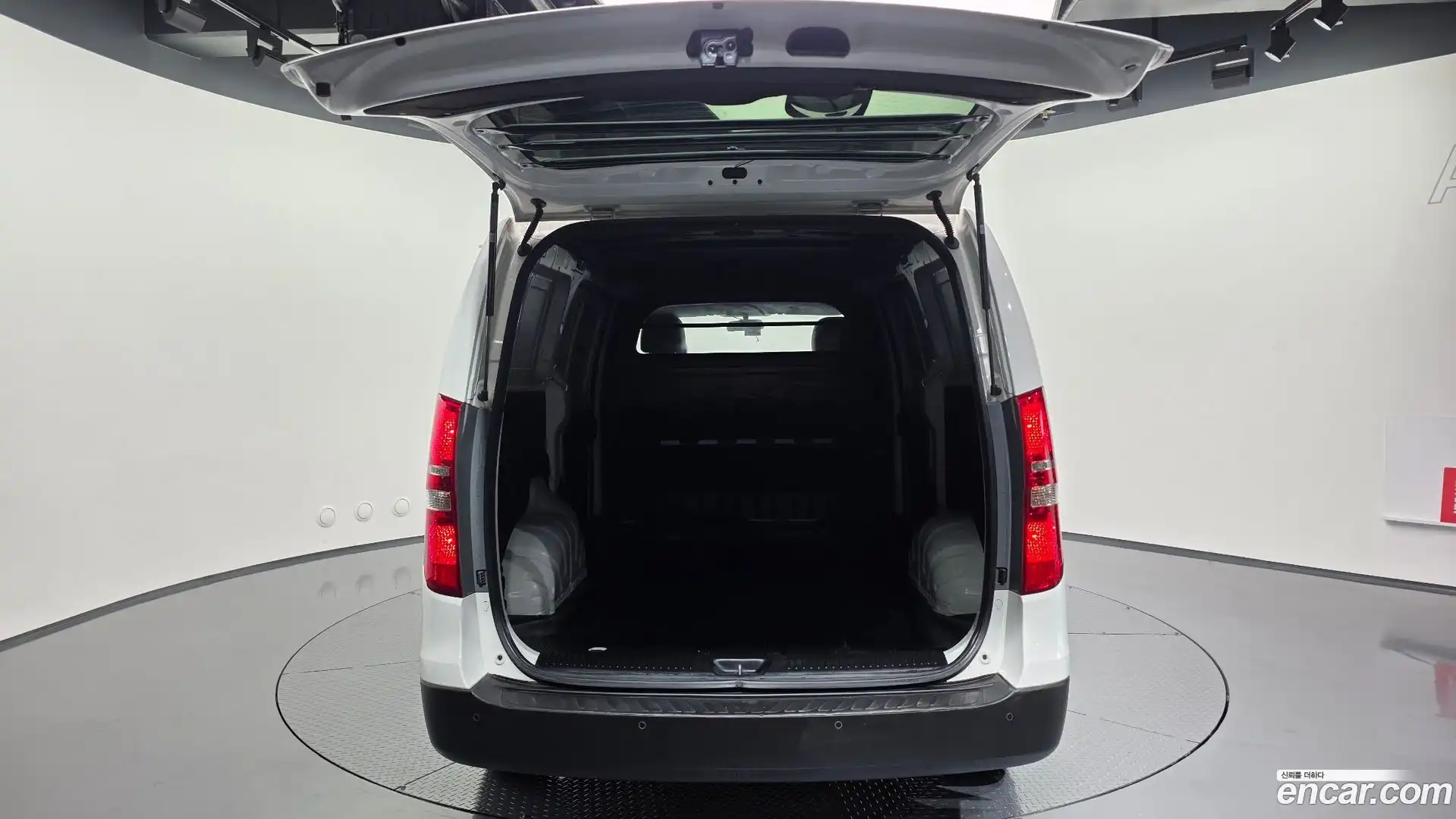 Starex Hyundai 2020.10-OPTION-024